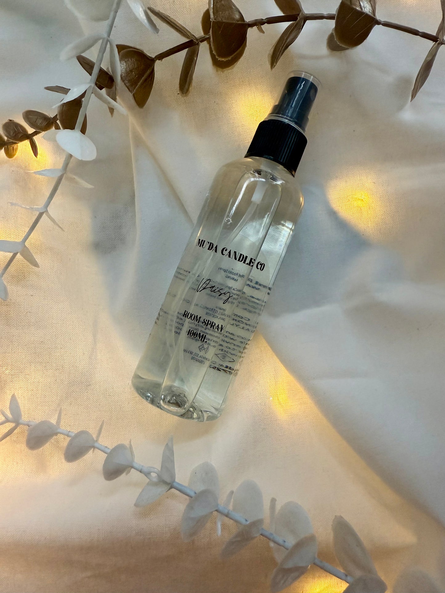 * NEW * Daisy Room Spray