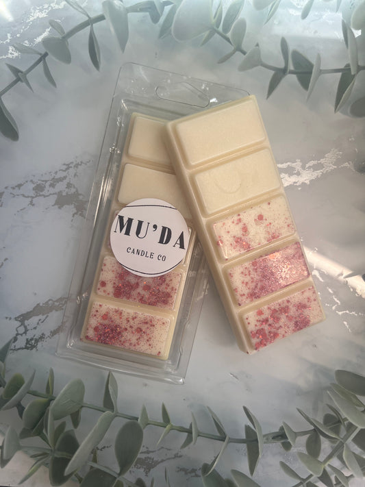 Strawberry & Lily Snap Bar